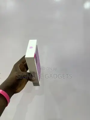 New Apple iPhone 16 256 GB Pink