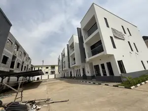 4bdrm Townhouse/Terrace in Jahi for sale