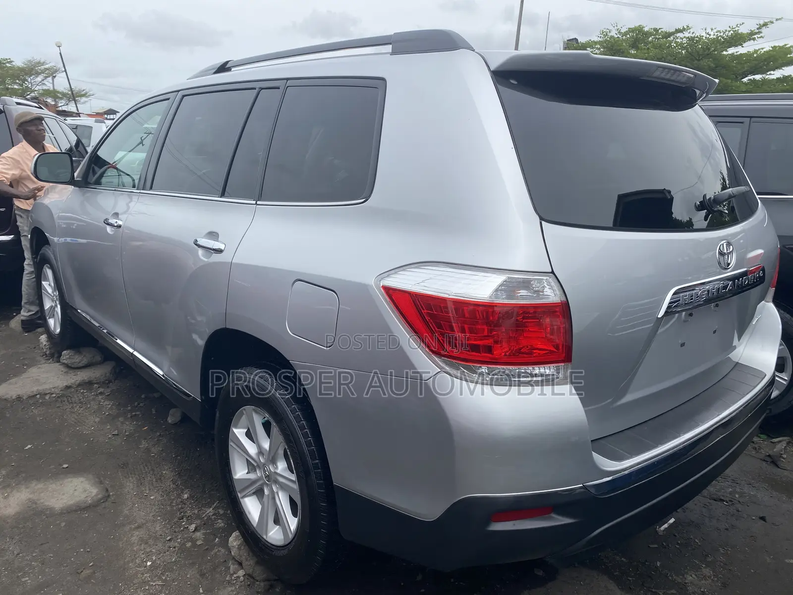 Toyota Highlander SE 2012 Silver