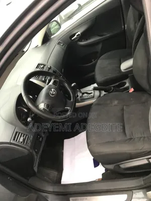 Toyota Corolla 2011 Gray