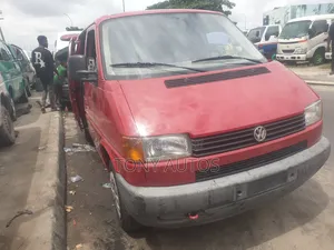 Volkswagen Transporter 2004 Red