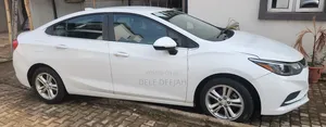 Chevrolet Cruze LT Auto 2017 White