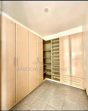 5bdrm Duplex in Ikate, Lekki for rent