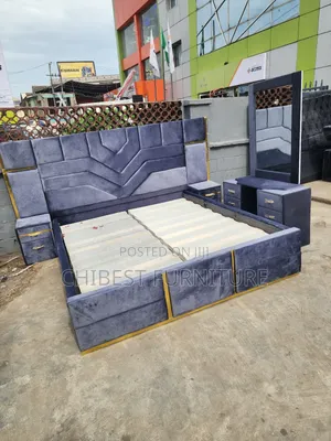 5ft Tall Padded 7by6 Bed Stand With Complete Accessories.