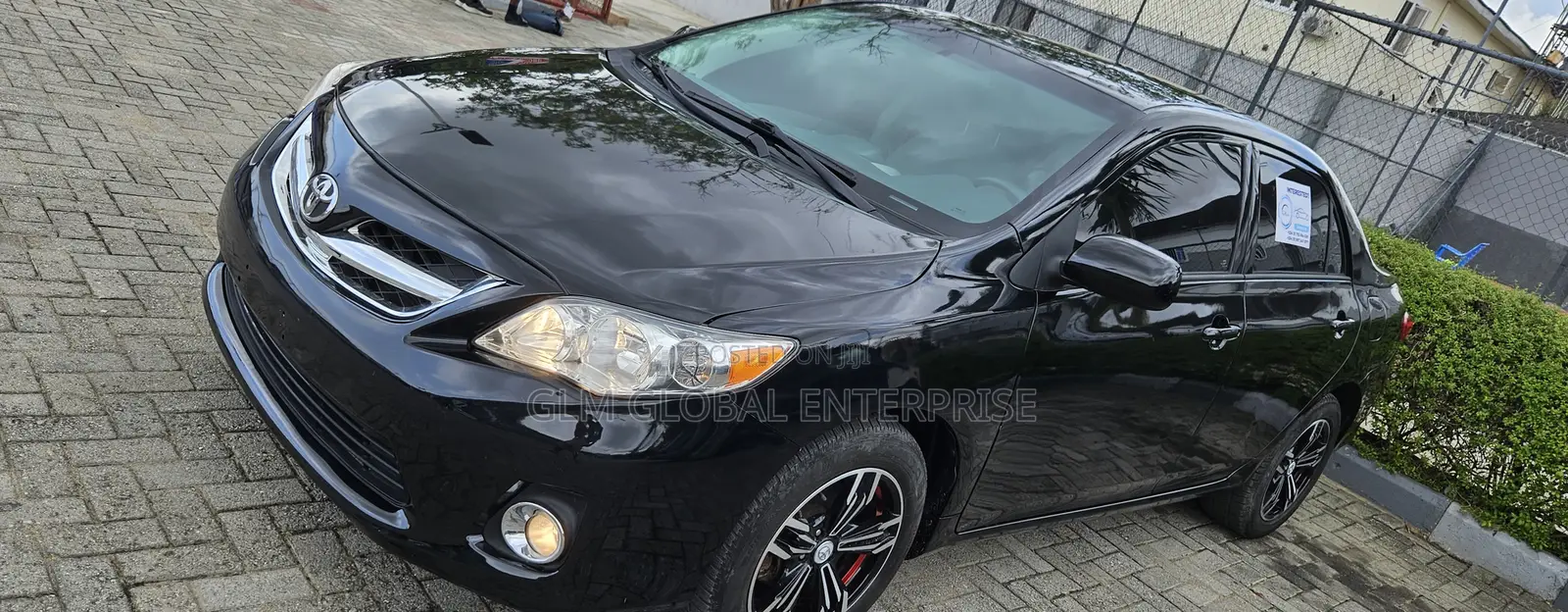 2012 Toyota Corolla LE 4dr Sedan (1.8L 4cyl 4A)