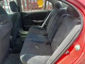Toyota Avensis 1.8 C 2005 Red