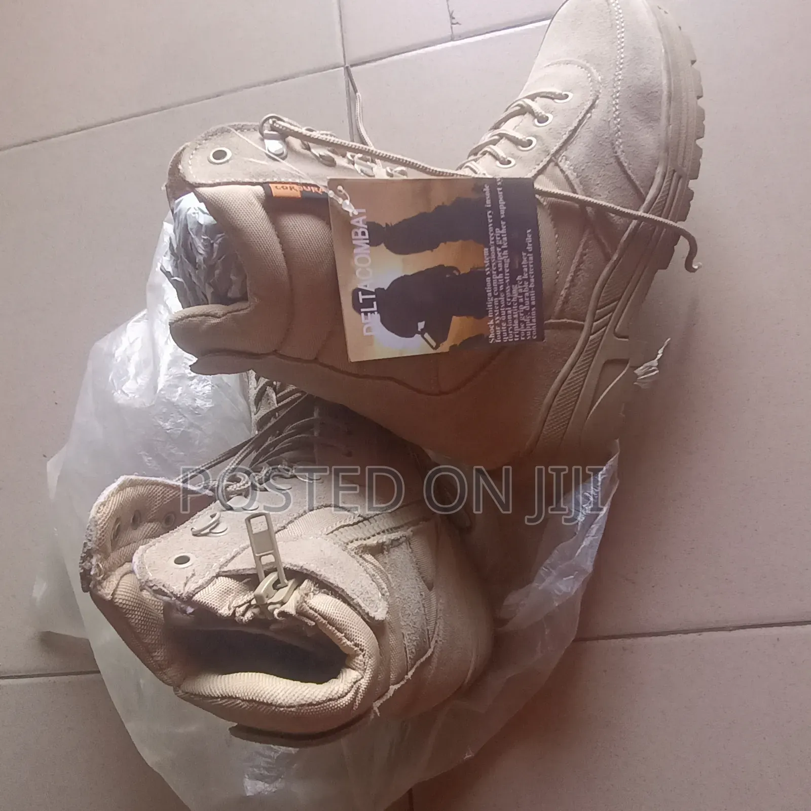 Delta Combat Desert Boots