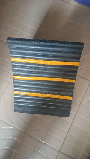 Plastic and Rubber Wheel Choke