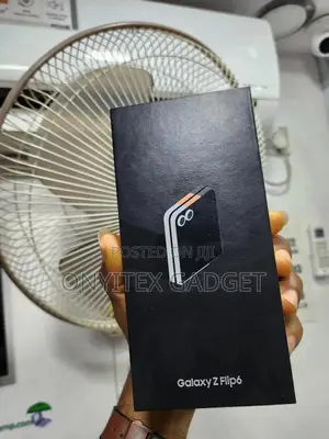 New Samsung Galaxy Z Flip6 256 GB
