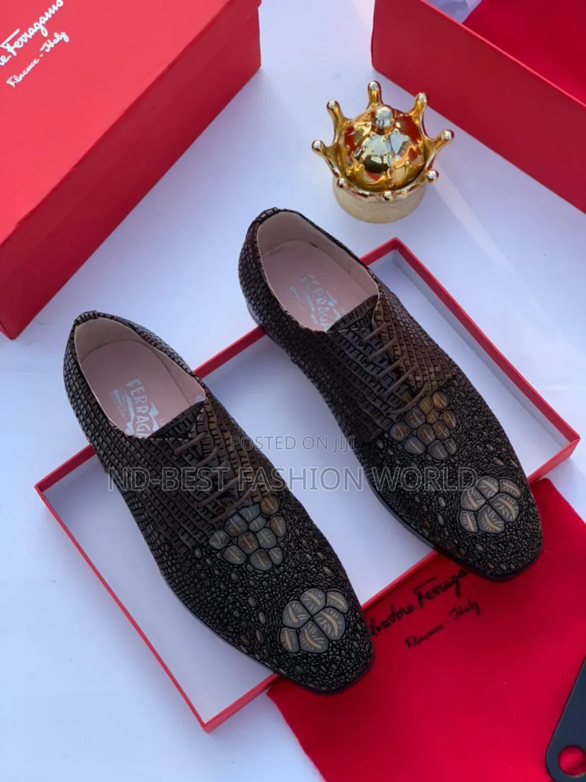 Ferragamo Quality Lace Up Shoes
