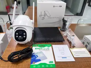 Solar Camera Mini Ubox PTZ Single Lens 4 Mega Pixel