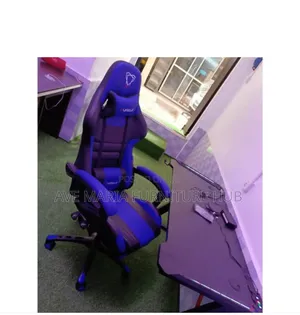 Office Furgle Gaming Chair and Desk.