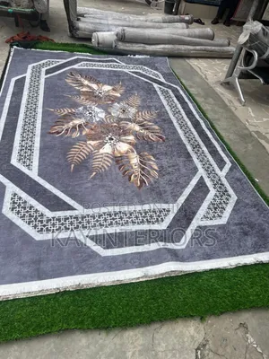 7 by 10 Mixed Gray Turkish Center Rug