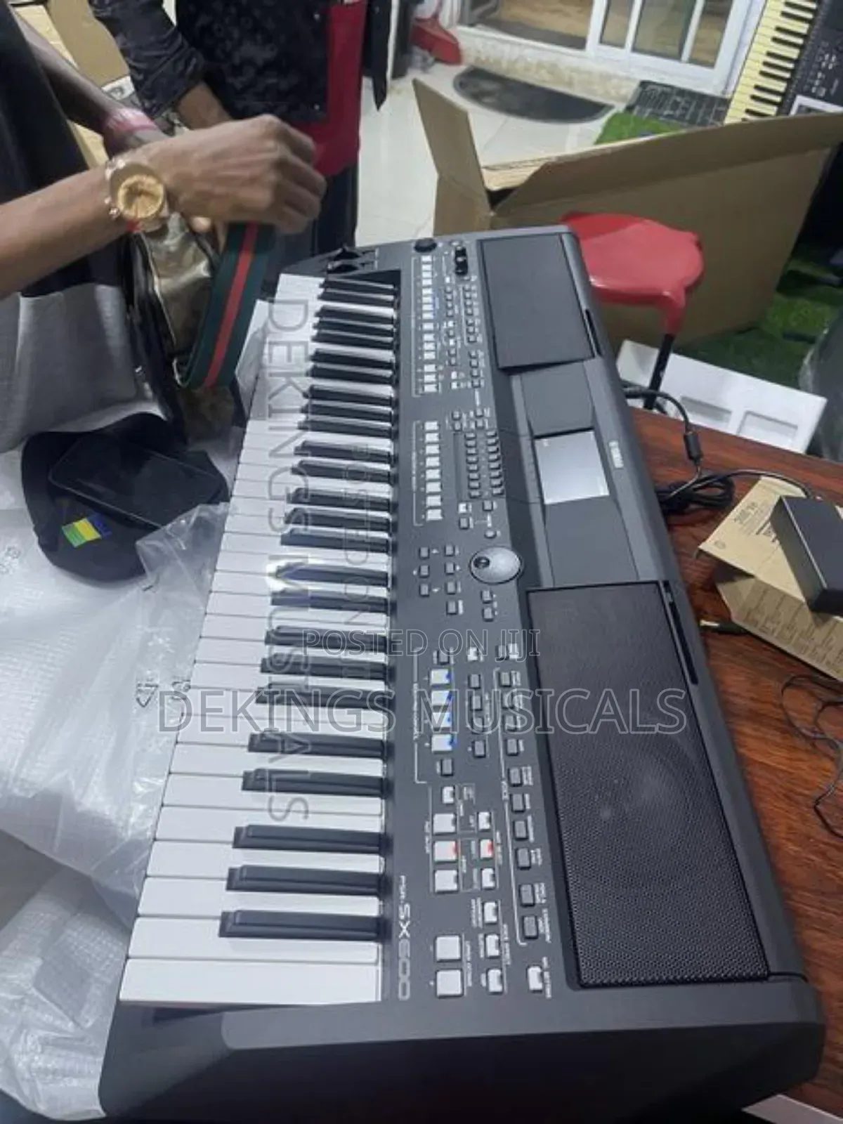 Yamaha PSR Sx600 Arranger Workstation Keyboard