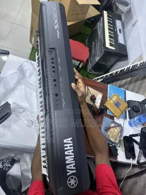 Yamaha PSR Sx600 Arranger Workstation Keyboard