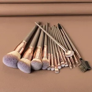 15 Pc's Professional Make-Up Brush Set