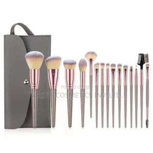 15 Pc's Professional Make-Up Brush Set