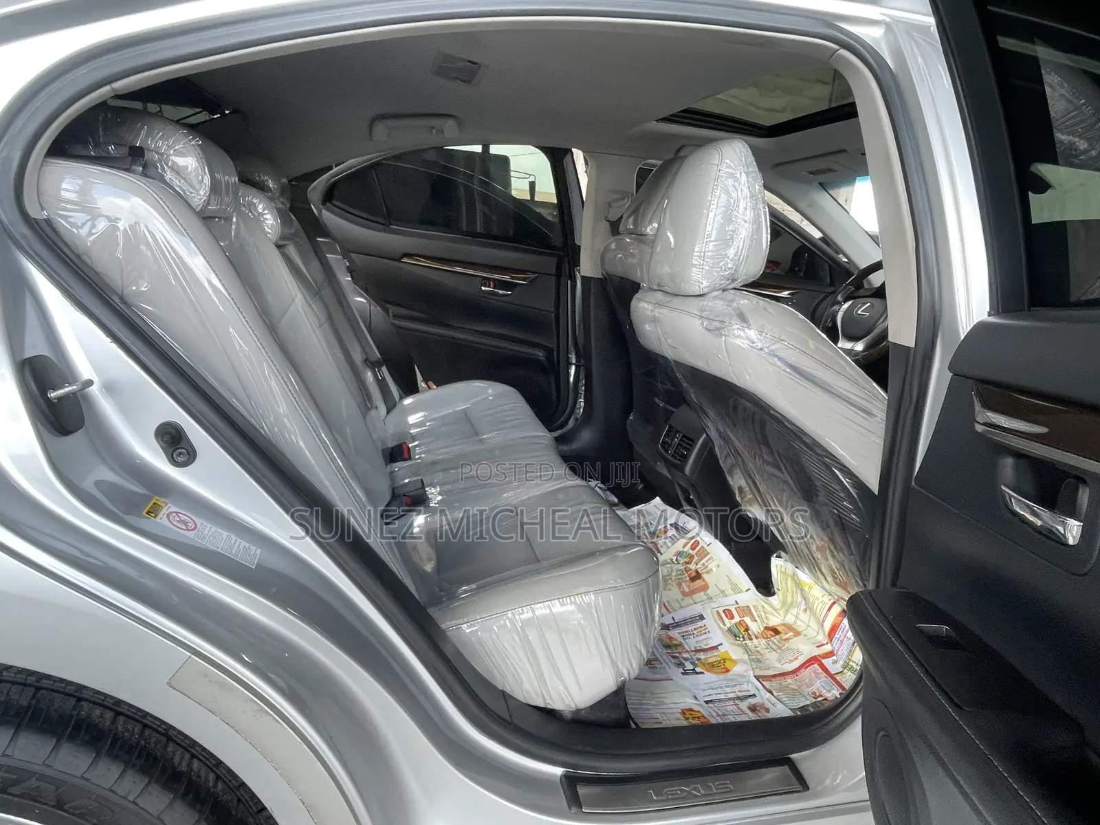 Lexus ES 2015 Silver