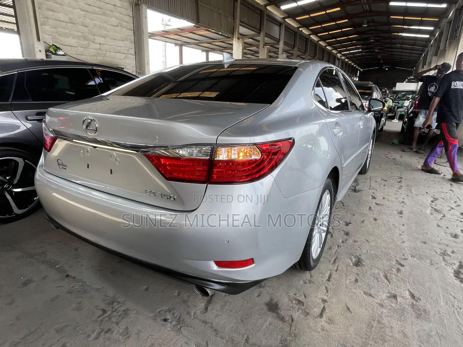 Lexus ES 2015 Silver