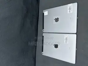 Apple iPad 9.7 32 GB Silver