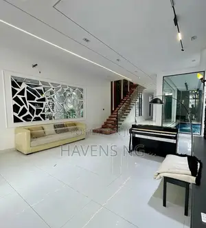 5bdrm Duplex in Ikota for sale
