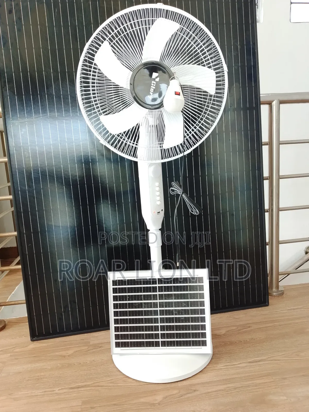 Solar Rechargeable Fan With Panel 16inches