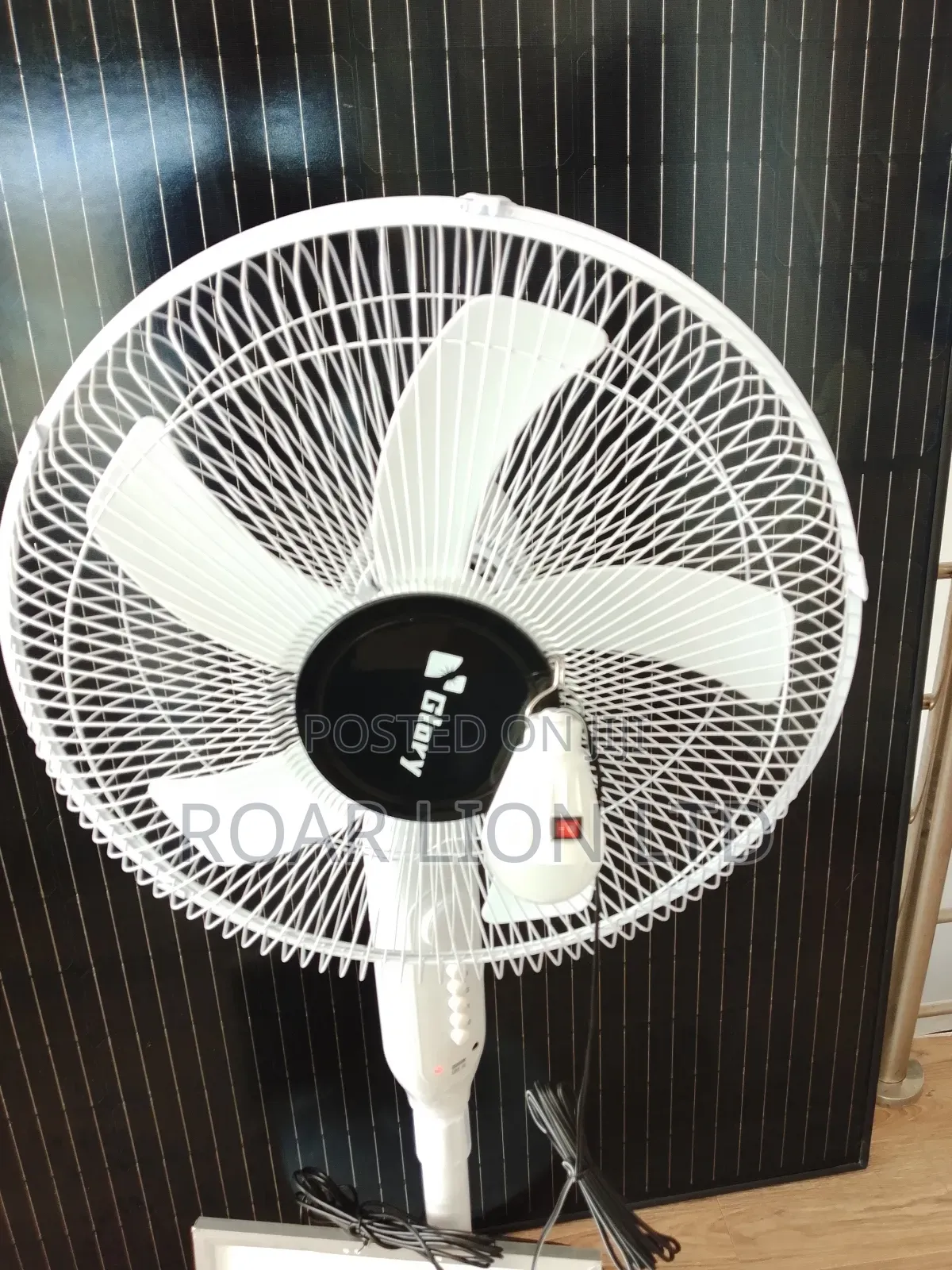 Solar Rechargeable Fan With Panel 16inches