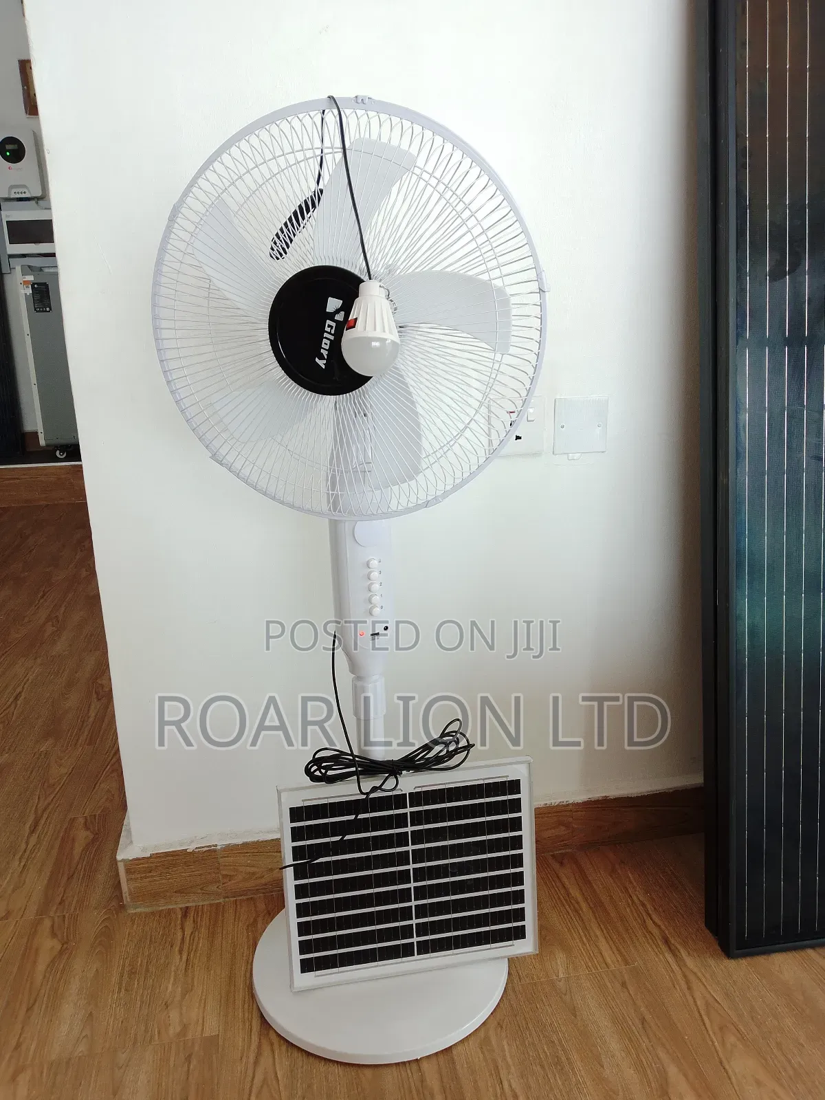 Solar Rechargeable Fan With Panel 16inches