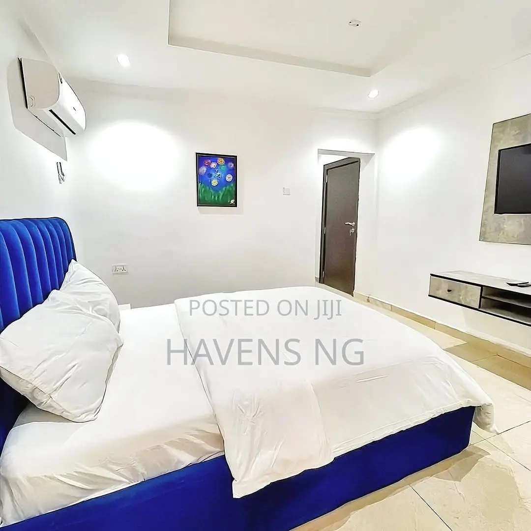 2 Bedroom Apartment Available for Shortlet.