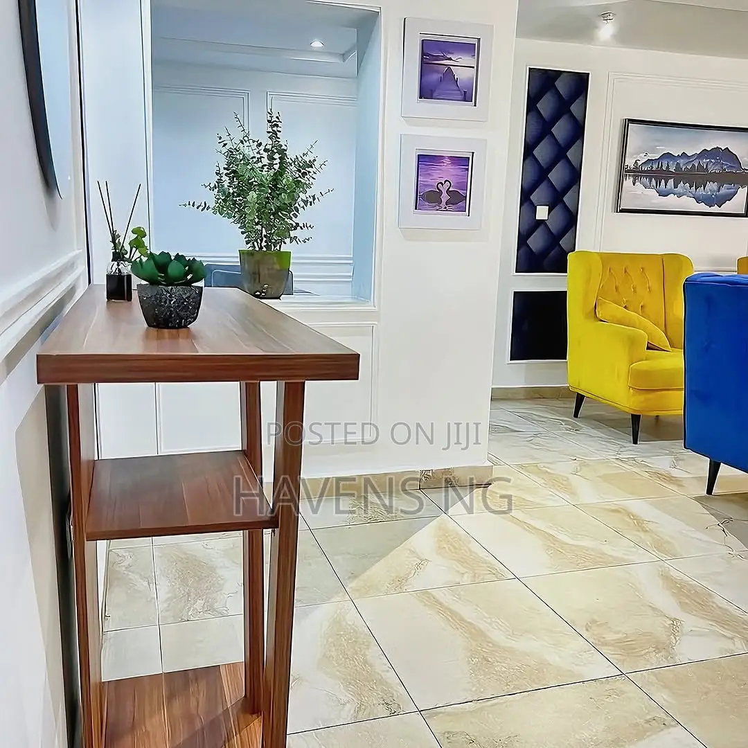 2 Bedroom Apartment Available for Shortlet.
