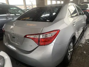 Toyota Corolla 2015 Silver