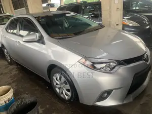 Toyota Corolla 2015 Silver