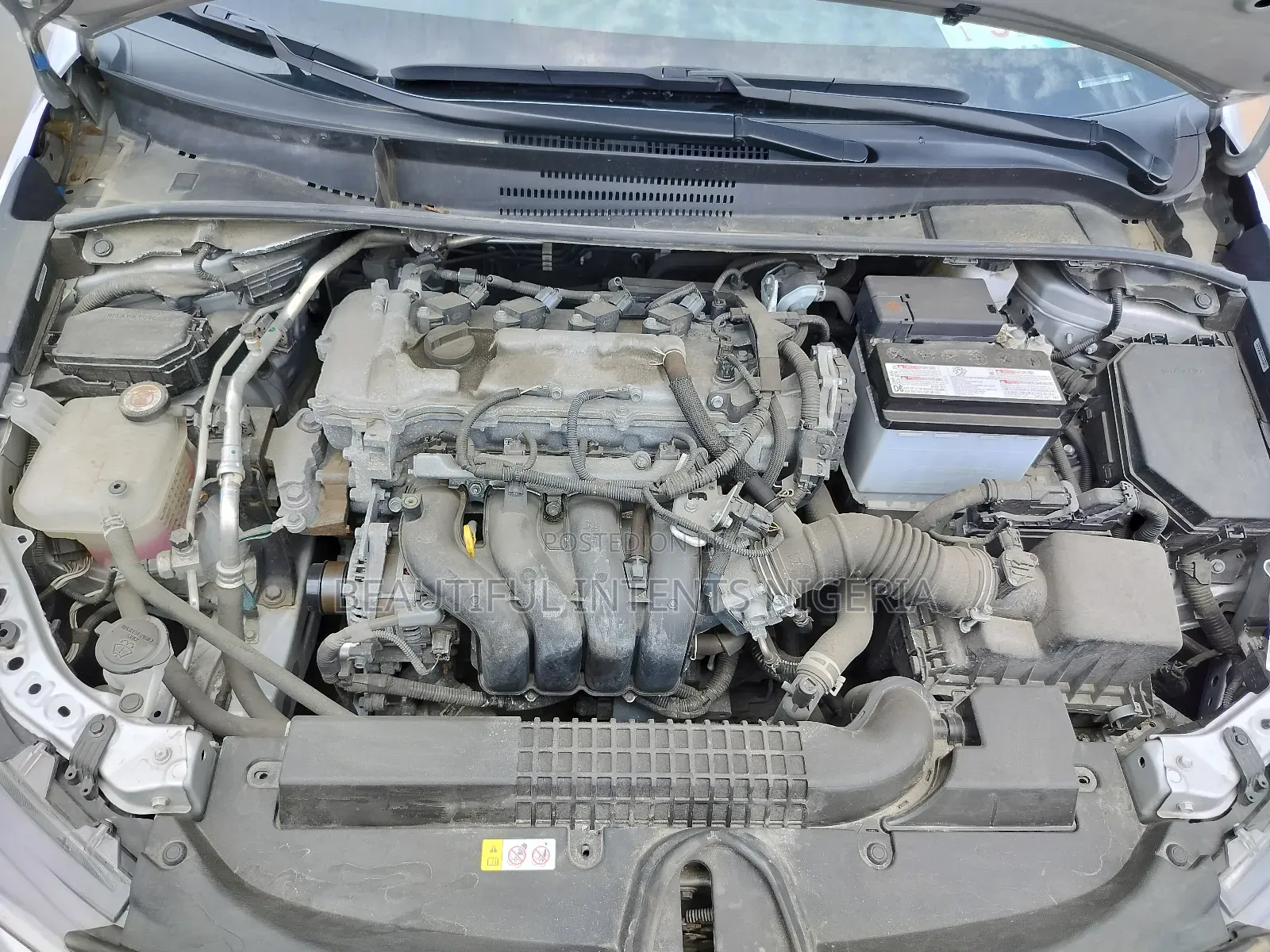 Toyota Corolla SE 2023 Silver
