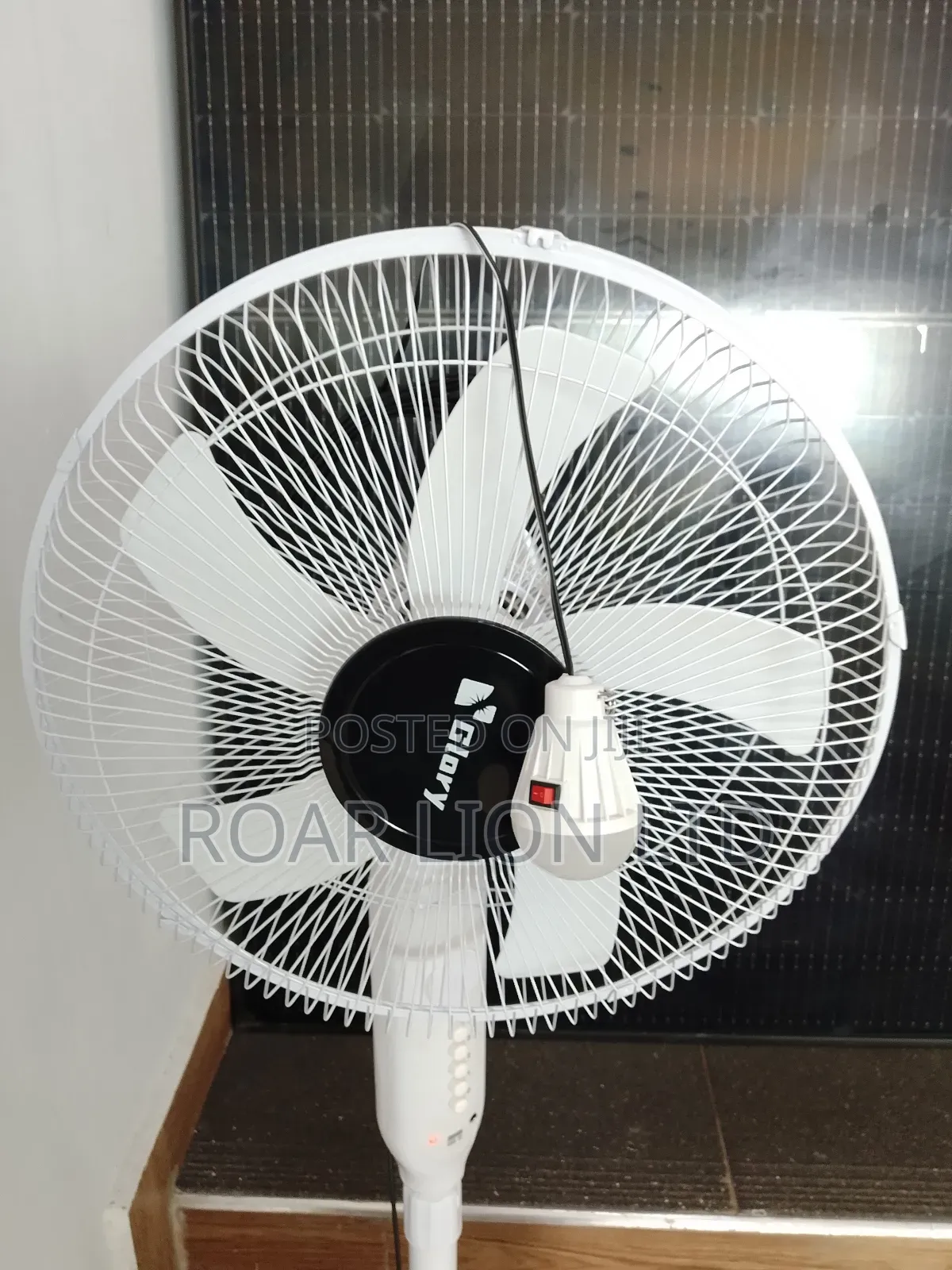 Solar Rechargeable Fan With Panel 16inches