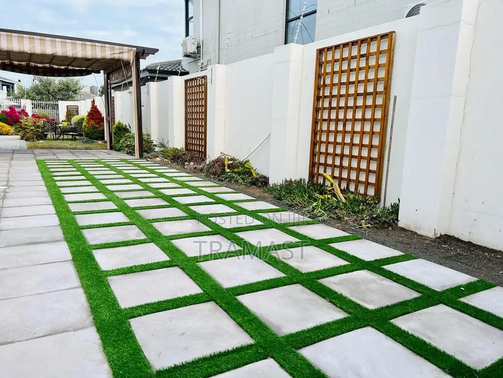 Artificial Grass - Green for Home Decor