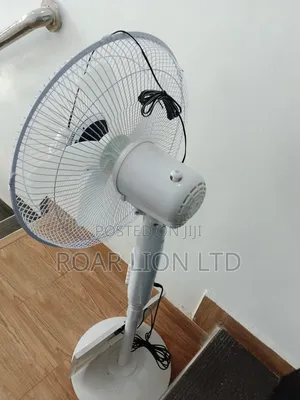 Solar Rechargeable Fan With Panel 16inches