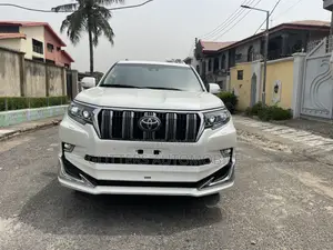 Toyota Land Cruiser Prado 2023 White