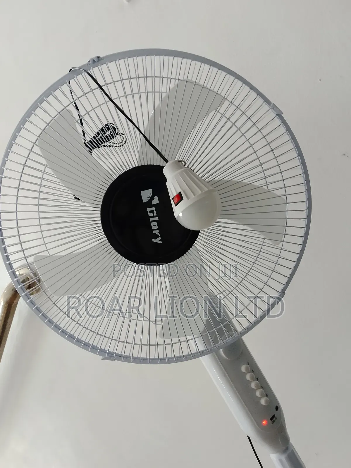16inches Solar Rechargeable Fan With Panel