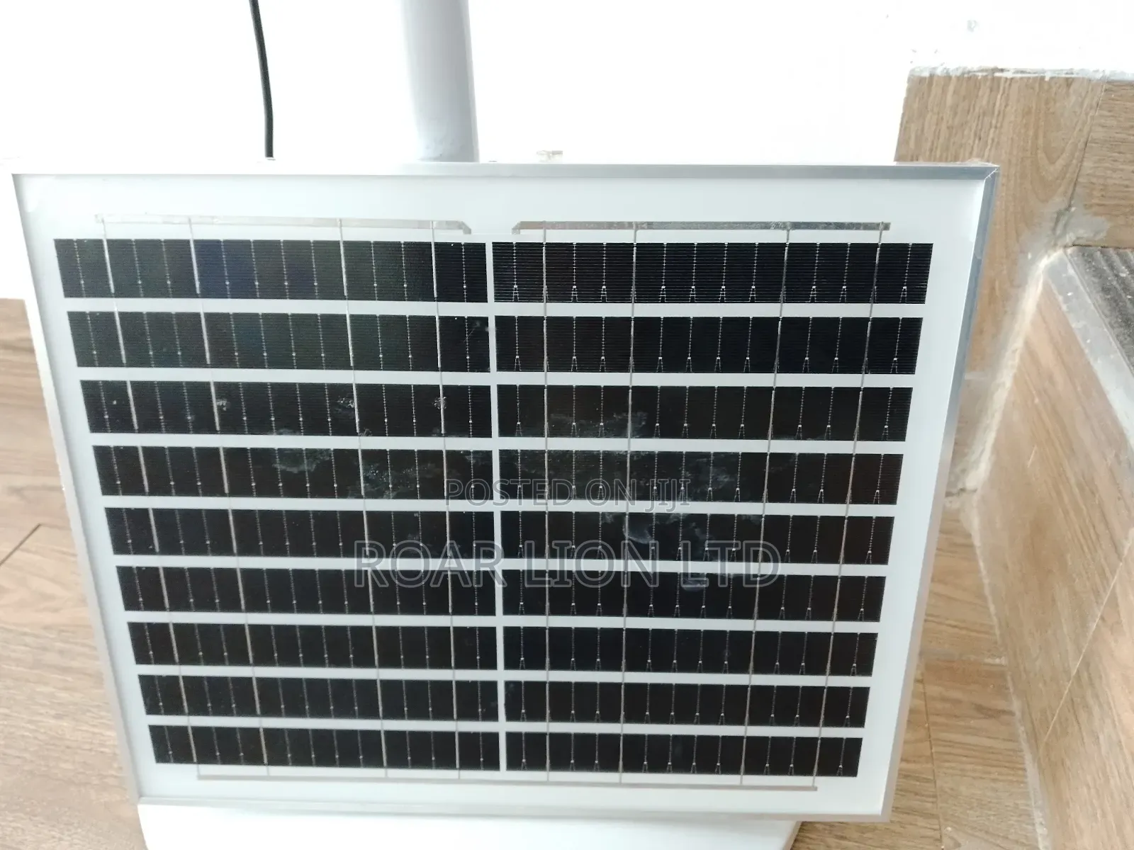 16inches Solar Rechargeable Fan With Panel