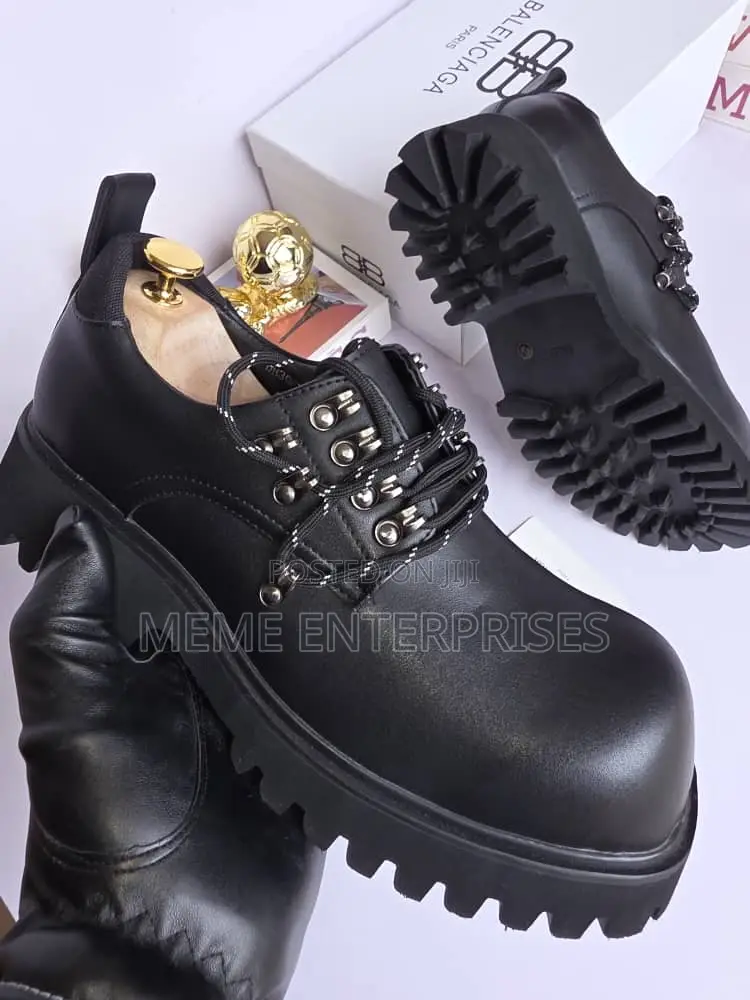 Balenciaga With Class