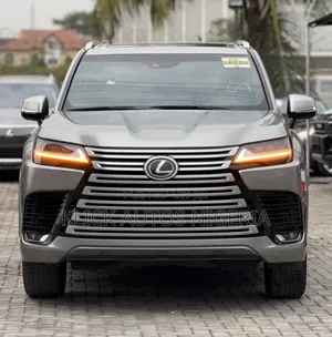 Lexus LX 2023 Silver