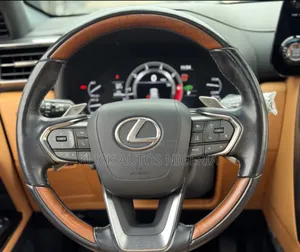 Lexus LX 2023 Silver