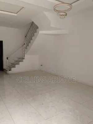 4bdrm Duplex in Orchid Call To Enter, Chevron for rent