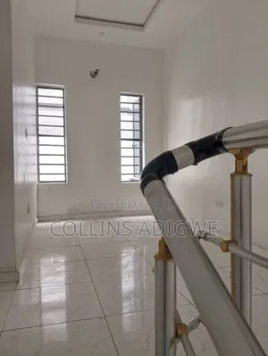 4bdrm Duplex in Orchid Call To Enter, Chevron for rent