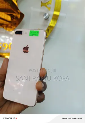 Photo - Apple iPhone 8 Plus 256 GB Gold