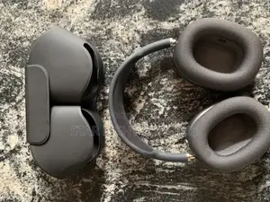 Photo - Nigerian Used Apple Airpod Max 1