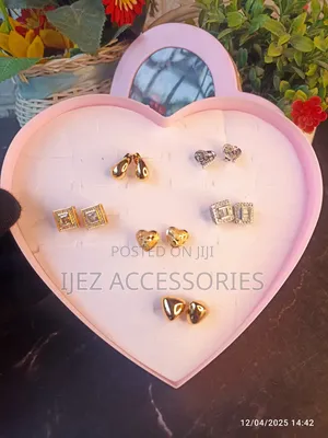 Photo - Ijez Unisex Studs