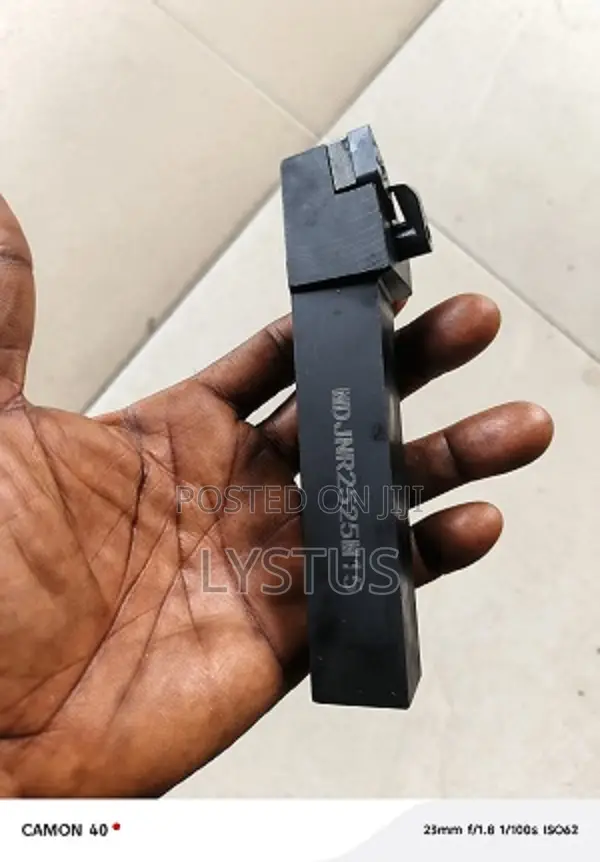 MDJNR 2525, M15 External Turning Holder Insert Holder