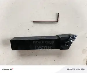 MDJNR 2525, M15 External Turning Holder Insert Holder