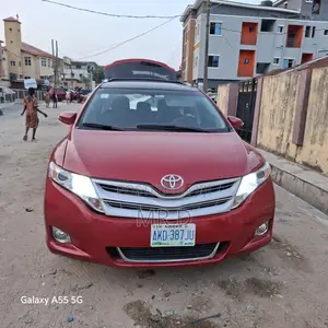 Toyota Venza 2010 Red